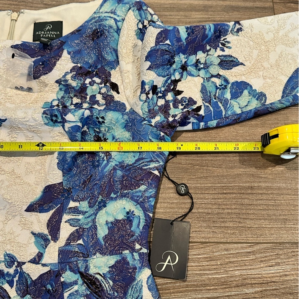 NWT! Adrianna Papell Matelsee Metallic Jacquard Sheath Floral Dress Size 8 - Picture 7 of 10